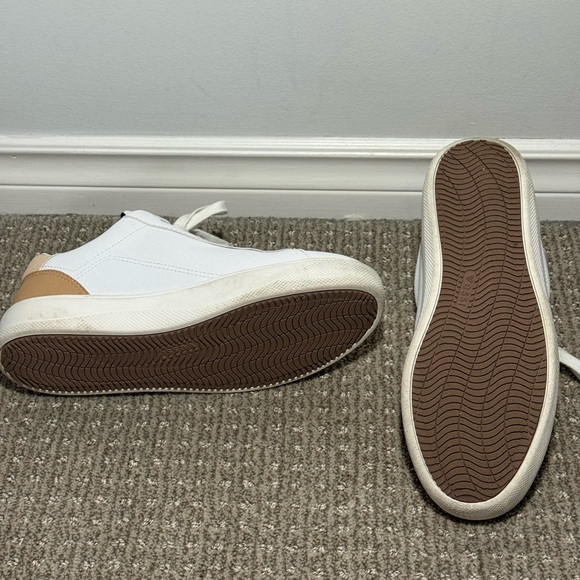 Vessi Soho White Waterproof Sneakers - Picture 5 of 8